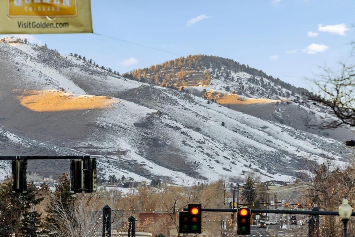 Avenue Hotel Downtown Golden Gold Miners Suite Exterior foto